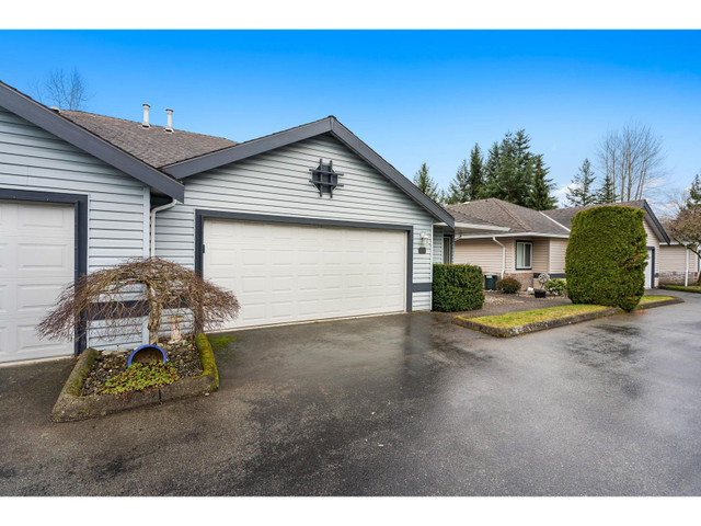 86 5550 LANGLEY BYPASS Langley, British Columbia in Condos for Sale in Abbotsford - Image 3