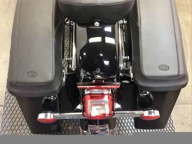 2011 Harley-Davidson FLSTC Heritage Softail Classic in Street, Cruisers & Choppers in City of Toronto - Image 20