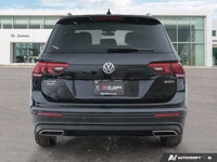 * 8-speed automatic transmission with Tiptronic 4MOTION * Front fog lights with static cornering lig... (image 3)