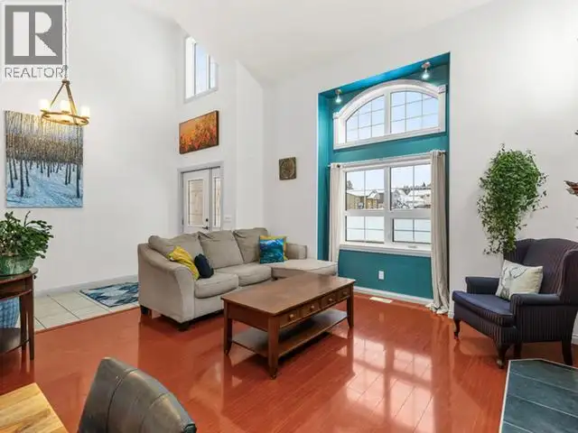 40 STOPE WAY Whitehorse, Yukon in Houses for Sale in Whitehorse - Image 8