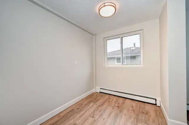 Fergus 1 Bedroom Apartment for Rent: in Long Term Rentals in Guelph - Image 12
