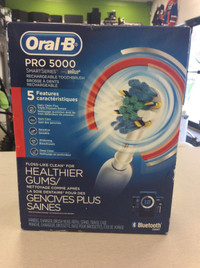 Oral-B Pro 5000 SmartSeries Rechargeable Toothbrush BRAND NEW!