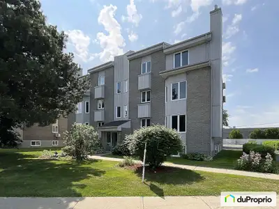 Magnifique condo clé en main! Secteur recherché! Endroit calme, 3e et dernier étage. Pas d'ascenseur...
