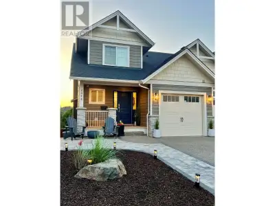 Welcome to this meticulously maintained home, designed by award winning Bergman Homes. Strata-free,...