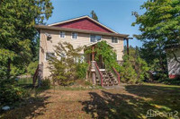2420 Campbell River Rd