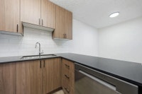 Amenities: Air Conditioning • Playground • Great Location Suite & Building: Spacious one-bedroom and... (image 4)