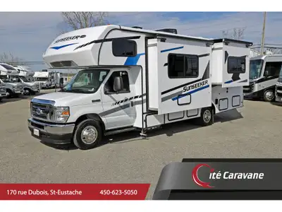 Forest River Sunseeker 2440 2 extensions CLASSE C Tissu : Dove grey boiseries : River teak , Ford V8...