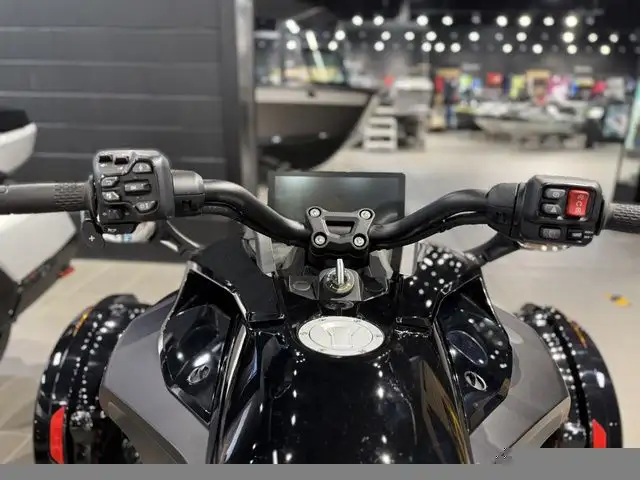 2024 Can-Am Spyder F3 S in Sport Bikes in Norfolk County - Image 8