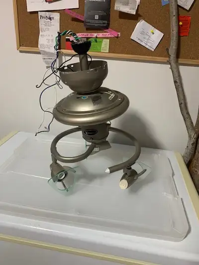 VENTILATEUR DE PLAFOND ~ CEILING FAN, View more