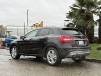 2016 Mercedes-Benz GLA250 4Matic AWD 2.0L 4cyl Bluetooth Heated Seats Panoramic Sunroof Front and Re... (image 6)