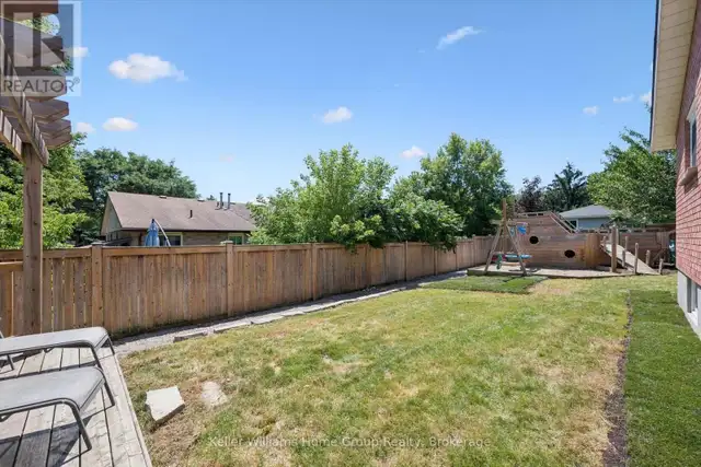 273 COLBORNE STREET Centre Wellington (Elora/Salem), Ontario in Houses for Sale in Kitchener / Waterloo - Image 38