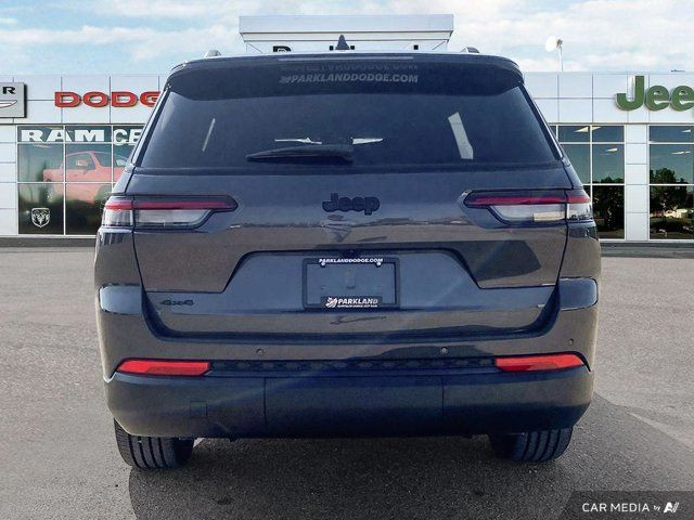 2025 Jeep Grand Cherokee L Altitude 4x4 Sunroof Nav Capable in Cars & Trucks in St. Albert - Image 4