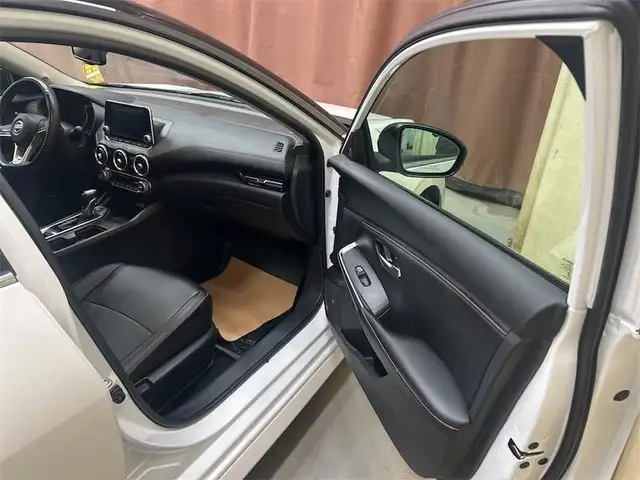 2022 Nissan Sentra SR - Sunroof - Remote Start653533575042591213
