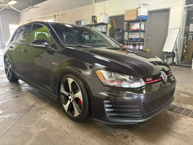 2017 Volkswagen Golf GTI 5dr HB DSG Autobahn in Cars & Trucks in Laval / North Shore - Image 7