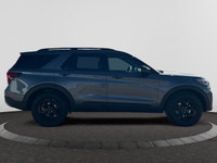 Check out this vehicle's pictures, features, options and specs, and let us know if you have any ques... (image 5)