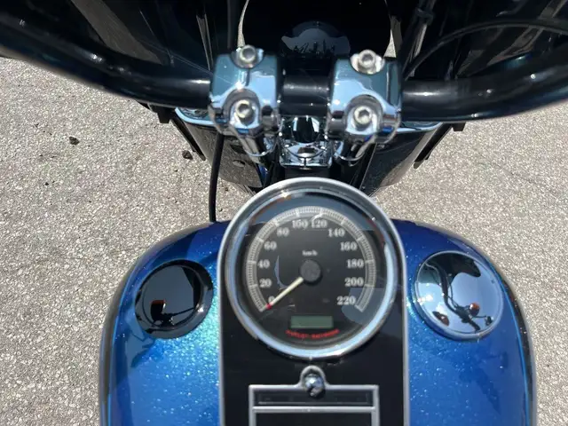 2014 Harley-Davidson Fat Boy ~ FAT BOY ~ 103CU ~ VANCE & HINES ~ in Street, Cruisers & Choppers in City of Toronto - Image 23