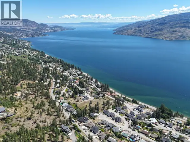 6446 Renfrew Road Peachland, British Columbia in Land for Sale in Penticton - Image 4