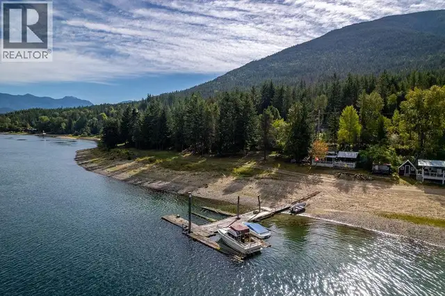 8275 East Procter Road Procter, British Columbia in Land for Sale in Nelson - Image 21