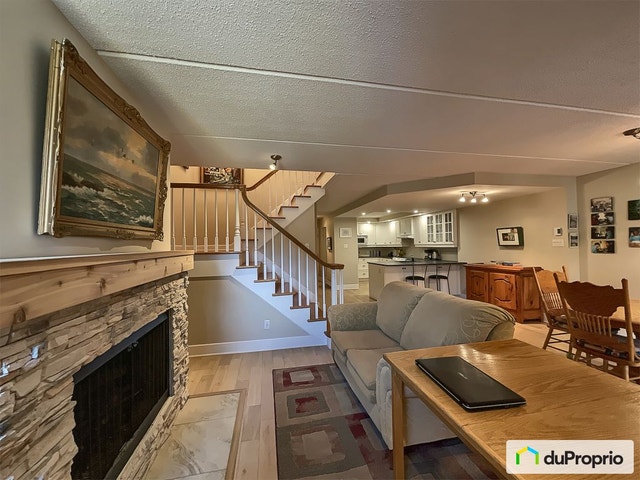 $619,000 - Condominium for sale in Longueuil (Vieux-Longueuil) — photo 1