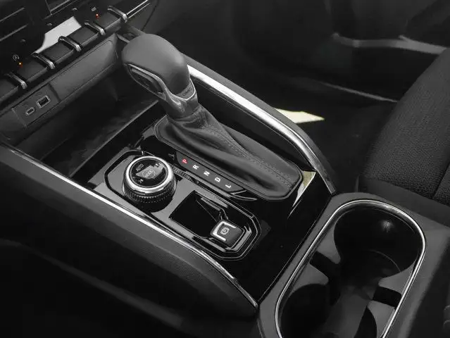 2025 GMC Canyon Elevation in Cars & Trucks in Strathcona County - Image 26