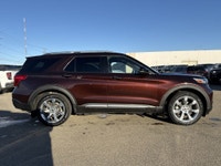 AMVIC Licensed Dealer AMVIC-licensed Dealer. Stock # BF004370A Ready to redefine your driving experi... (image 9)