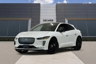 2024 Jaguar I-PACE R-Dynamic HSE Pratiquement neuf avec seulement 127 km, ce remarquable Jaguar I-PA...
