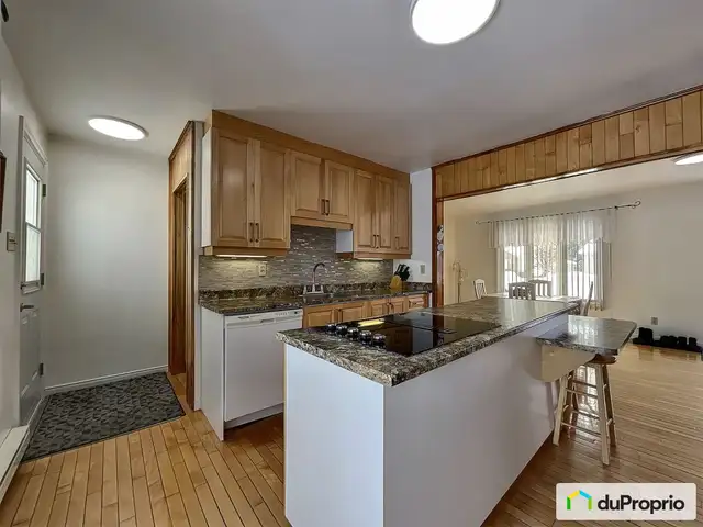 $345,000 - Bungalow for sale in Chicoutimi (Chicoutimi) in Houses for Sale in Saguenay - Image 7