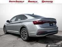Cloth, 4 Speakers, Air Conditioning, Alloy wheels, Exterior Parking Camera Rear, Fully automatic hea... (image 3)
