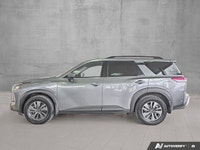 CLEAN CARFAX, APPLE CAR PLAY, ANDROID AUTO, MOONROOF, REMOTE ENGINE START.. Featuring an 8-inch touc... (image 1)