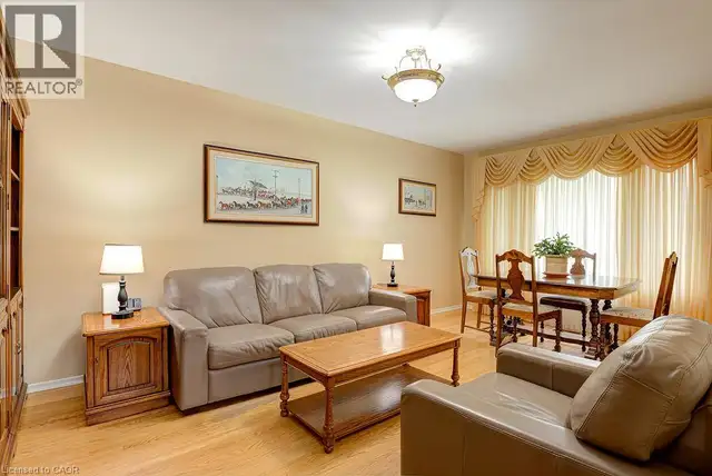 210 SHELLEY Drive Kitchener, Ontario in Houses for Sale in Kitchener / Waterloo - Image 14