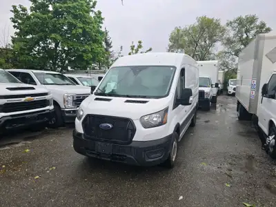 Perfect Auto FACTORY WARRANTY - MEDIUM ROOF - 148 WHEEL BASE - 3.5 L GAS - RWD - BACK UP CAMERA - DI...