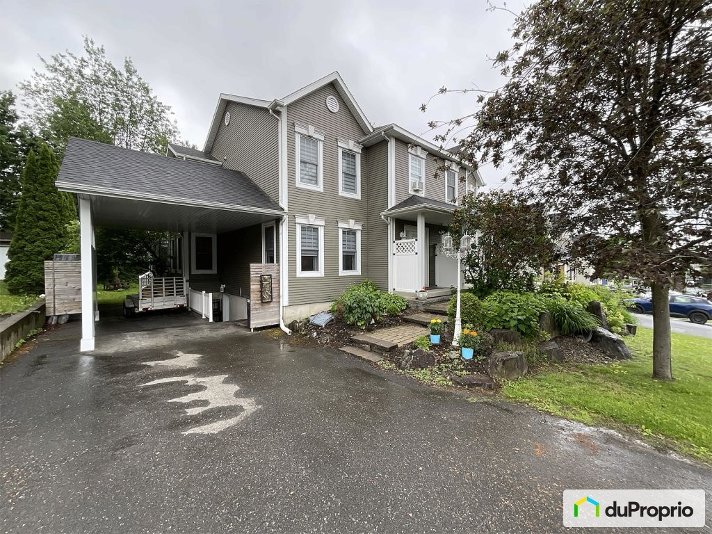 $478,000 - Semi-detached for sale in Granby — photo 1