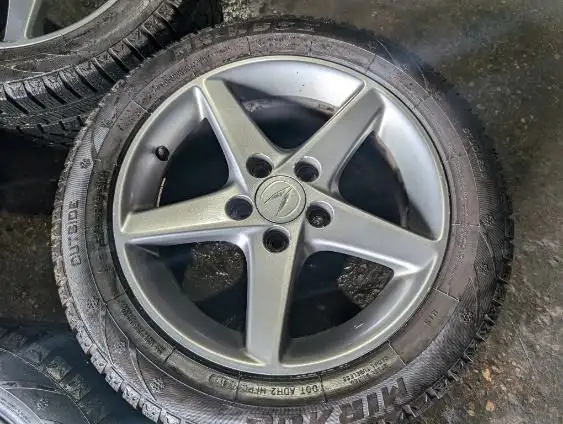 205 55 16 - WINTER TIRES - GREAT SHAPE - SET OF 4 in Tires & Rims in Kitchener / Waterloo - Image 7