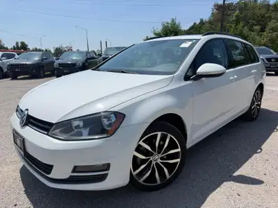 2016 VOLKSWAGEN GOLF SPORTSWAGEN COMFORTLINE PKG ONLY 148,570KM NAVIGATION BLIND SPOT MONITORS PANOR...