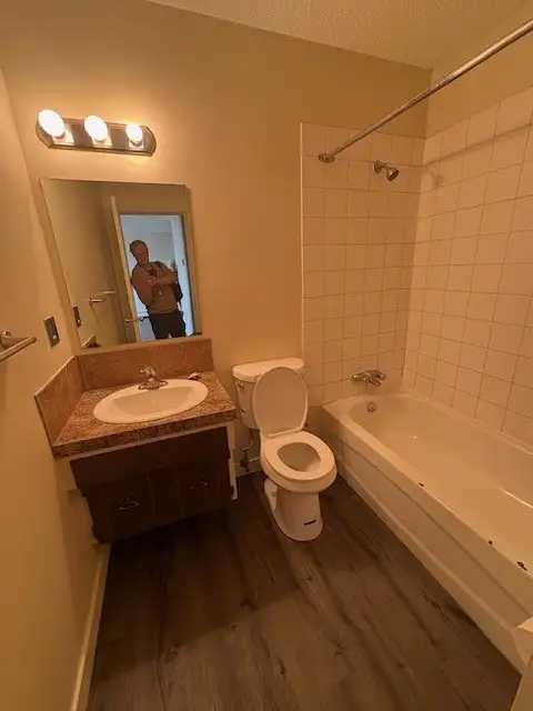 1 Bed 1 Bath Unit in Calgary, AB in Long Term Rentals in Calgary - Image 5