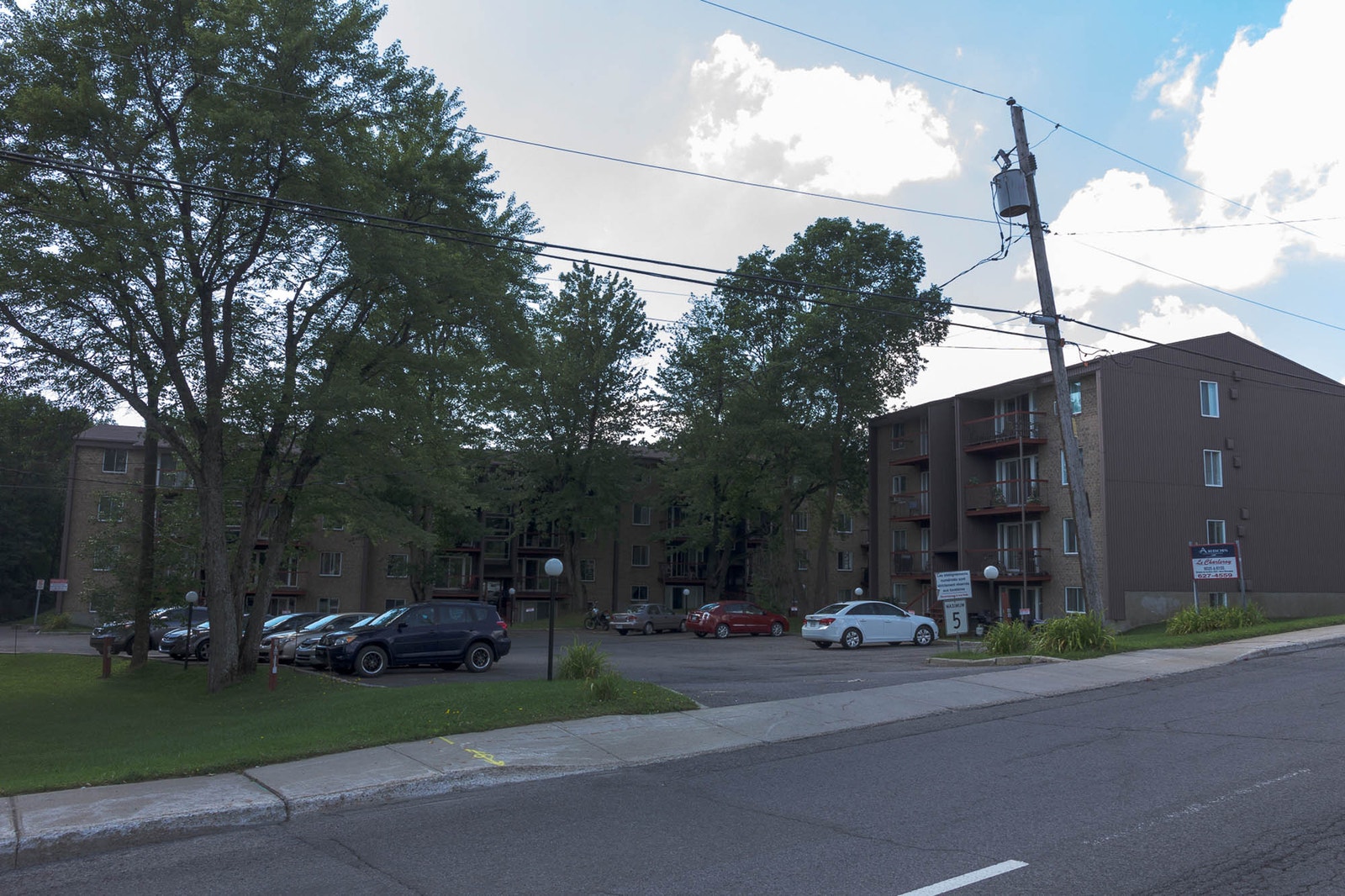 6025 à 6155 boulevard Henri-Bourassa — photo 1