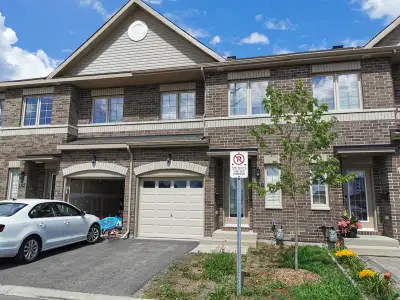 Ottawa, Barrhaven. This 3-bedroom, 2 full, 2 half bathroom Townhouse is for rent! Available July 1st...