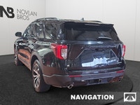 Sunroof, Heated Seats, Navigation, Power Trunk, Reverse Sense System! Check out our great inventory... (image 2)