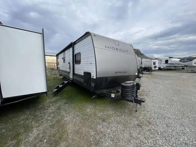2026 Keystone RV Hideout 262BHS in Travel Trailers & Campers in Kamloops - Image 4