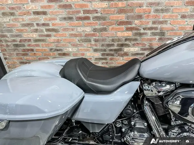 2026 Harley-Davidson ROAD GLIDE in Sport Touring in Calgary - Image 19