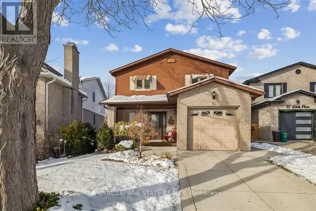 10 FINCH PLACE Hamilton (Bruleville), Ontario in Houses for Sale in Hamilton - Image 2