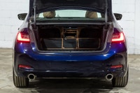 *English below* *Français:* Cette BMW 330i xDrive 2023 affichant 36 910 km, provenant d'un seul prop... (image 7)