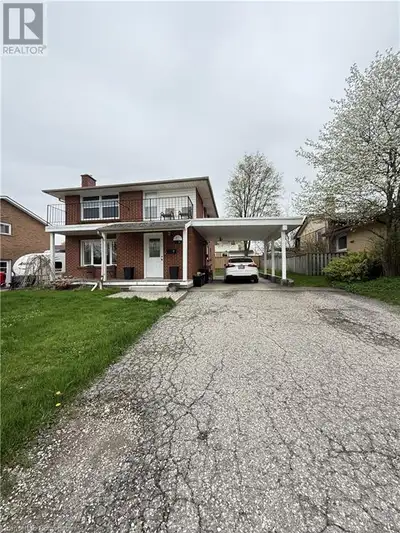 1006 NESBITT Crescent Unit# A Woodstock, Ontario