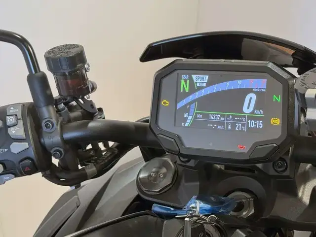 2020 Kawasaki Z H2 in Sport Bikes in City of Montréal - Image 10