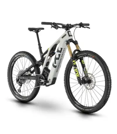 Faites vite PROMOTION de 3200.0$ du manufacturier et de 500.0$ votre concessionnaire Mathias Sports....