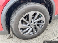 Only 106,705 Miles! KBB.com 10 Best SUVs Under $25,000. This Nissan Rogue has a trusty Regular Unlea... (image 8)