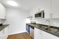 For a limited time only, enjoy ½ month of free rent!* *On Three Bedroom Suites only. Some conditions... (image 3)