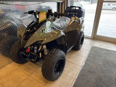 PRÊT À PARTIR EN INVENTAIRE Rock Moto Sport Sherbrooke, Kawasaki, KTM, Cf Moto, Arctic Cat, Vespa, P...