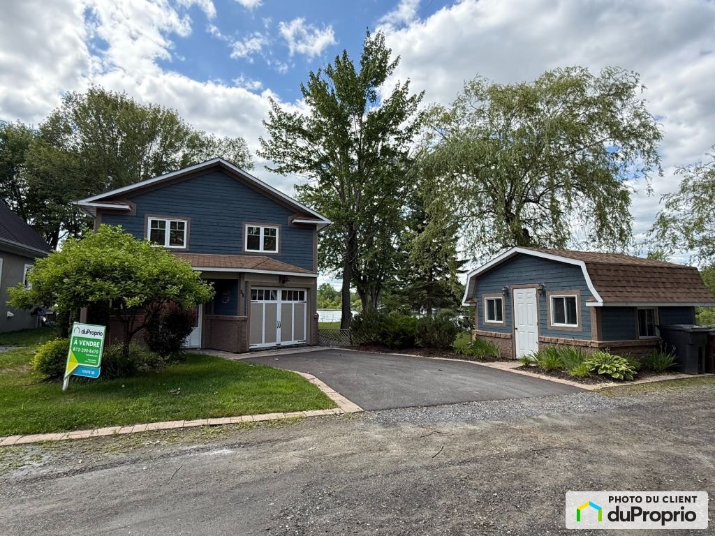 $969,000 - 2 Storey for sale in Hatley — photo 1
