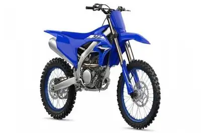Engine Type: Single-Cylinder Displacement: 15.3 cu. in. (250 cc) Bore and Stroke: Bore: 3.03 in. (77...